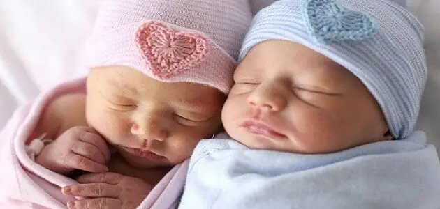 حلمت أن أمي أنجبت توأم أولاد