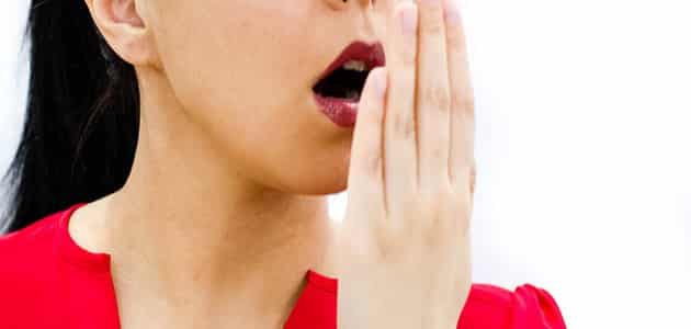 علاج رائحة الفم الكريهة الصادرة من المعدة