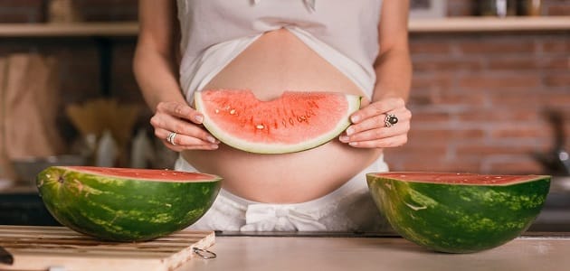 هل البطيخ مضر للحامل؟