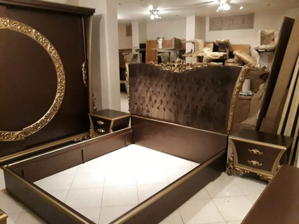 صورة غرفة نوم لونها بني