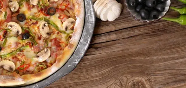 طريقة عمل بيتزا صيامي بالتونة