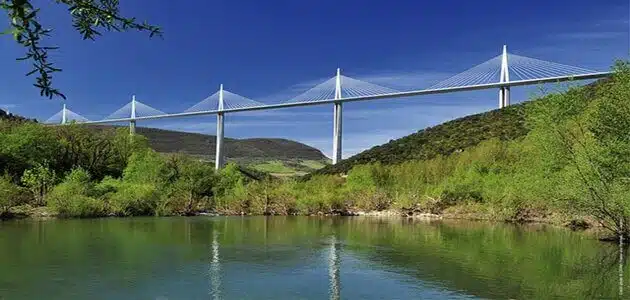 جسر ميلو
