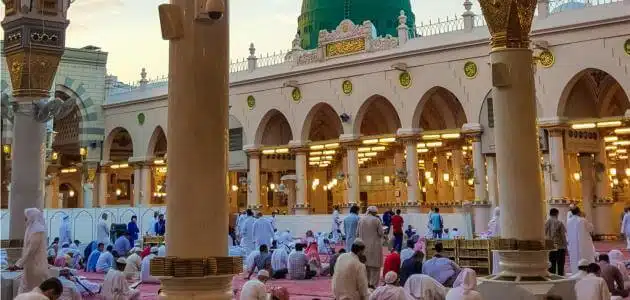 نبذة عن أشهر أئمة الحرم النبوي